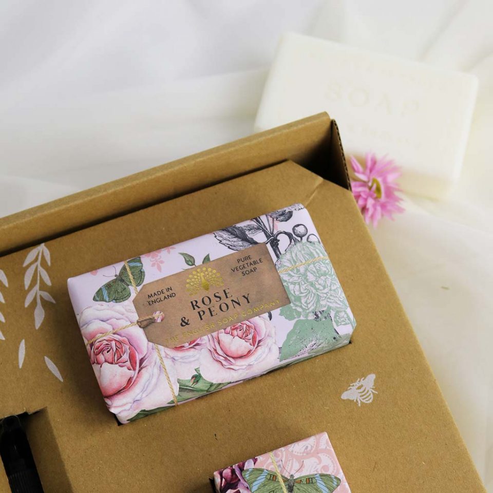 Cadeaubox The English Soap Company Hand & Body - Rose & Peony - Tuinkabouter Chrisje